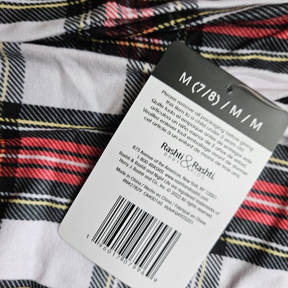 Pajamas set 2 piece size 7/8 - Picture 2 of 7